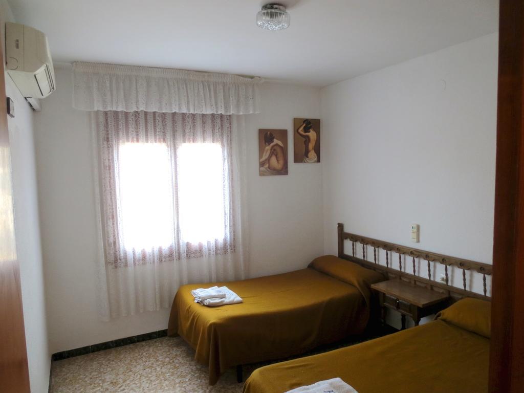 Hostal Roca Fayón Eksteriør bilde